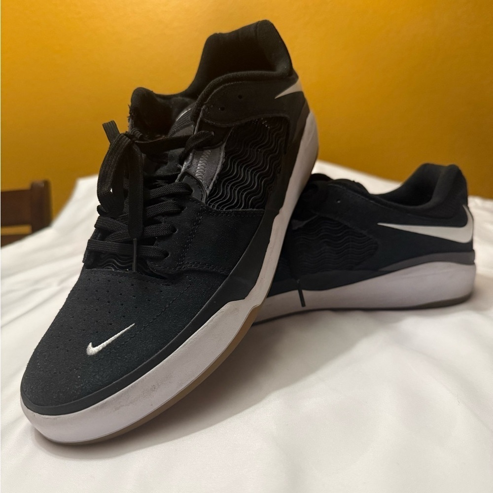 Men's Nike SB Ishod Wair size 13 black/gray dc7232-001